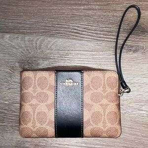Coach Signature Tan and Black Wristlet